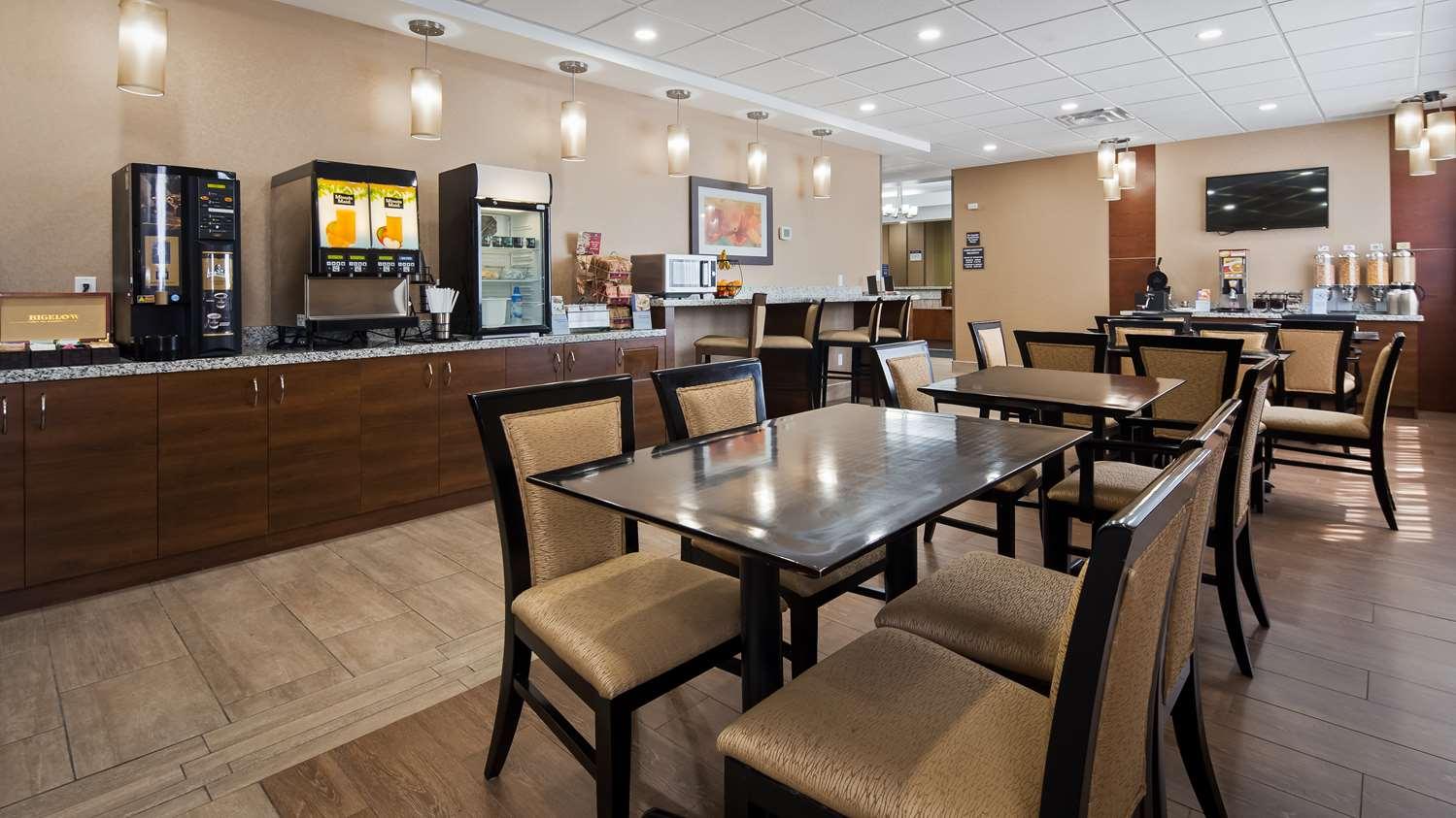 Best Western Plus Fergus Hotel Buitenkant foto